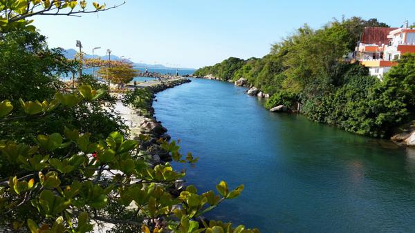 </BR>Maker: SAMSUNG</BR>Model: SM-G900MD</BR>Exposure Time: 1/514s</BR>F-stop: f/2.2</BR>ISO: 40</BR>Focal Length: 5mm</BR>35mm Focal Length: 31mm