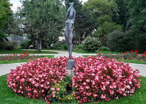 </BR>Maker: SAMSUNG</BR>Model: SM-A505F</BR>Exposure Time: 1/50s</BR>F-stop: f/1.7</BR>ISO: 100</BR>Focal Length: 4mm</BR>35mm Focal Length: 26mm